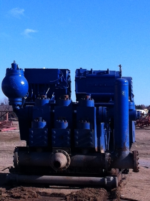 (2) Continental Emsco FB 1600 Triplex Mud Pumps for Sale